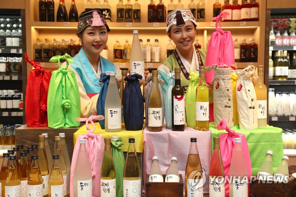 伝統酒がずらり 伝統酒がずらり