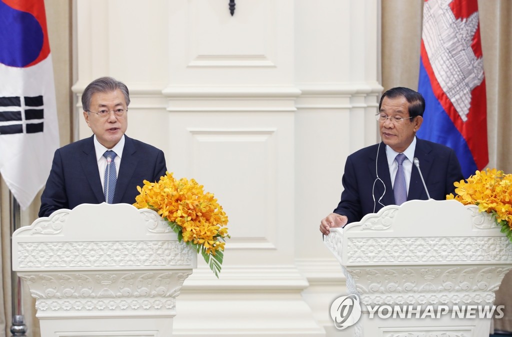 カンボジア首相と共同会見 カンボジア首相と共同会見