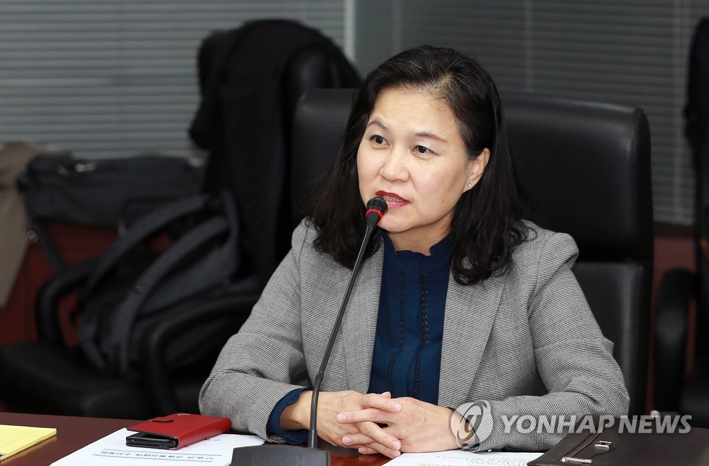 통상추진위원회 주재하는 유명희 본부장
