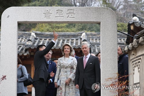 한국가구박물관 찾은 벨기에 국왕