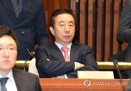 의원총회 참석한 김성태 의원