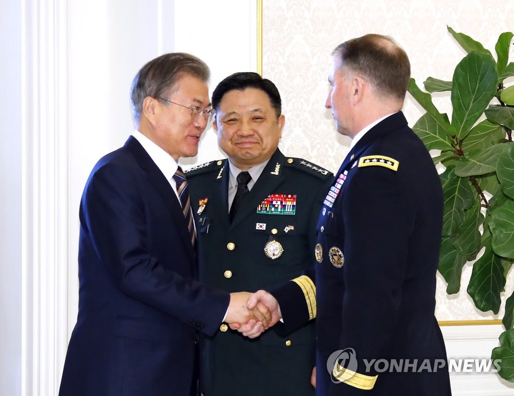 韓米指揮官と昼食会 韓米指揮官と昼食会