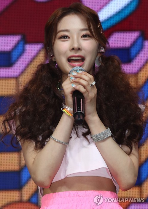 오는 14일 수능을 치르는 로켓펀치 윤경