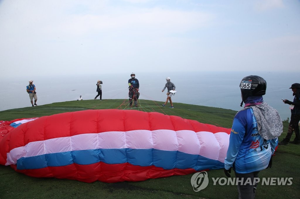 줄을 잡아당기는 선수