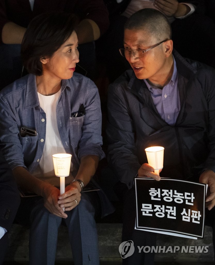 대화하는 황교안, 나경원