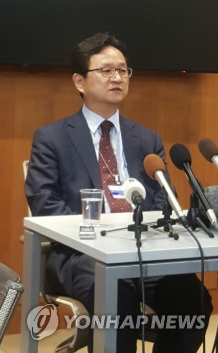 WTO 양자협의 브리핑 하는 정해관 수석대표