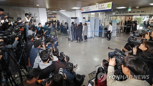 정경심 향한 취재 열기
