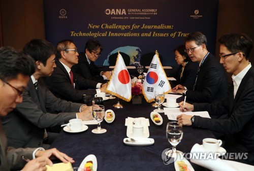 인사말하는 조성부 사장