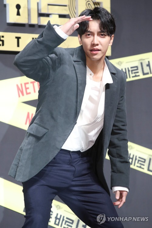 '신입 탐정' 이승기