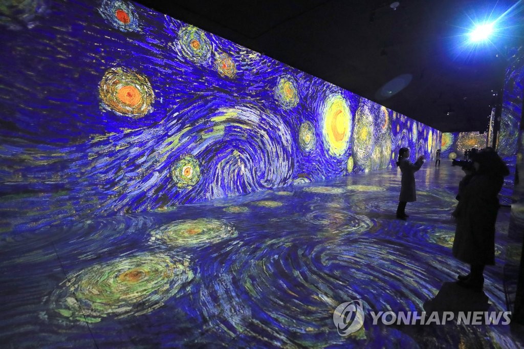 ′디지털로 재구성된 고흐의 작품′…'빛의 벙커: 반 고흐'전 개막