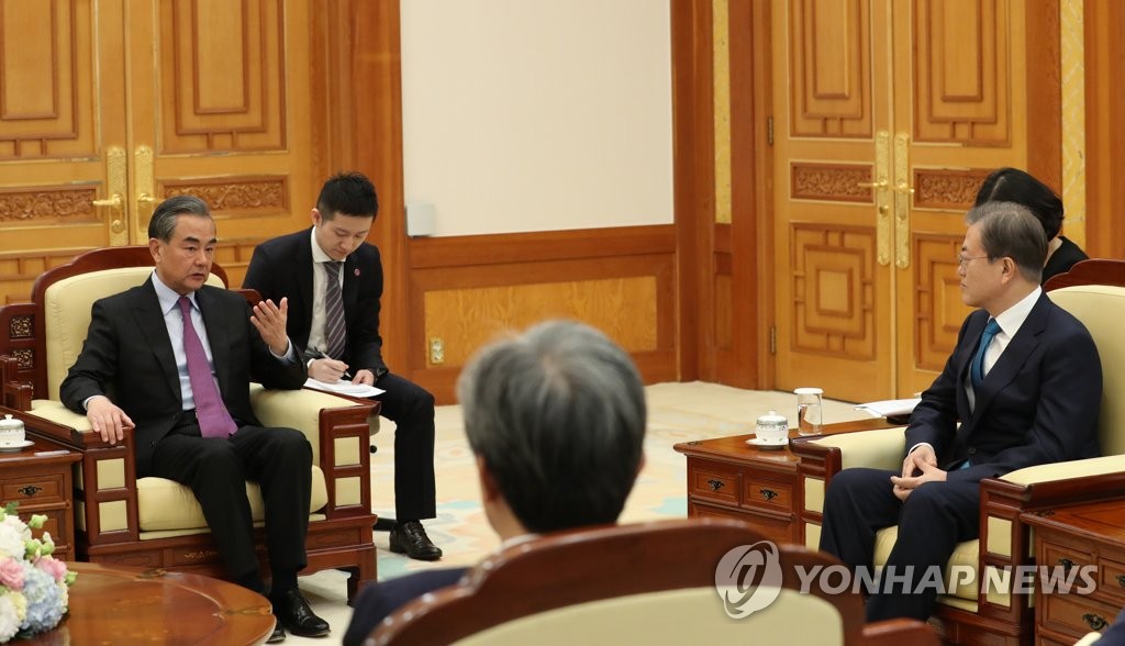 발언하는 왕이 중국 외교부장
