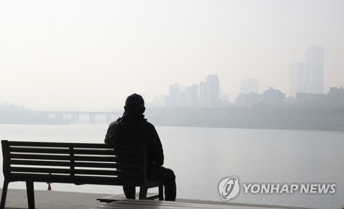 온통 희뿌연 서울 시내