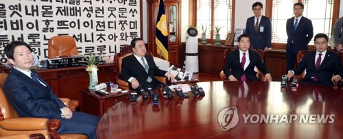 회동 참석한 여야3당 원내대표