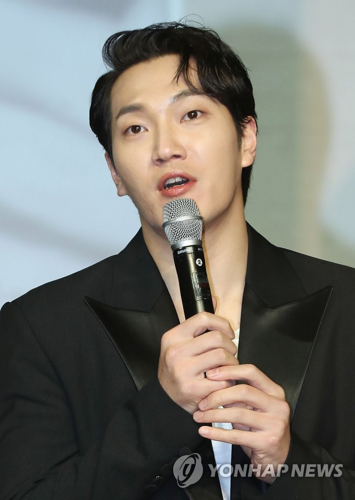 S. Korean singer Kim Feel S. Korean singer Kim Feel