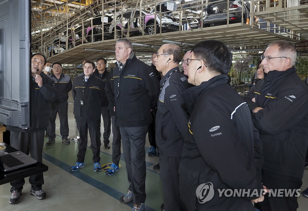 Renault executive at Busan plant Renault executive at Busan plant