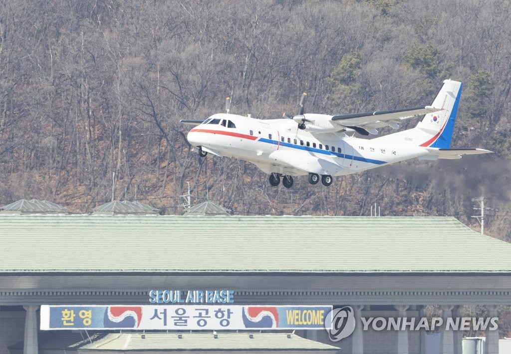 한국인 이송...대통령 전용기 출발