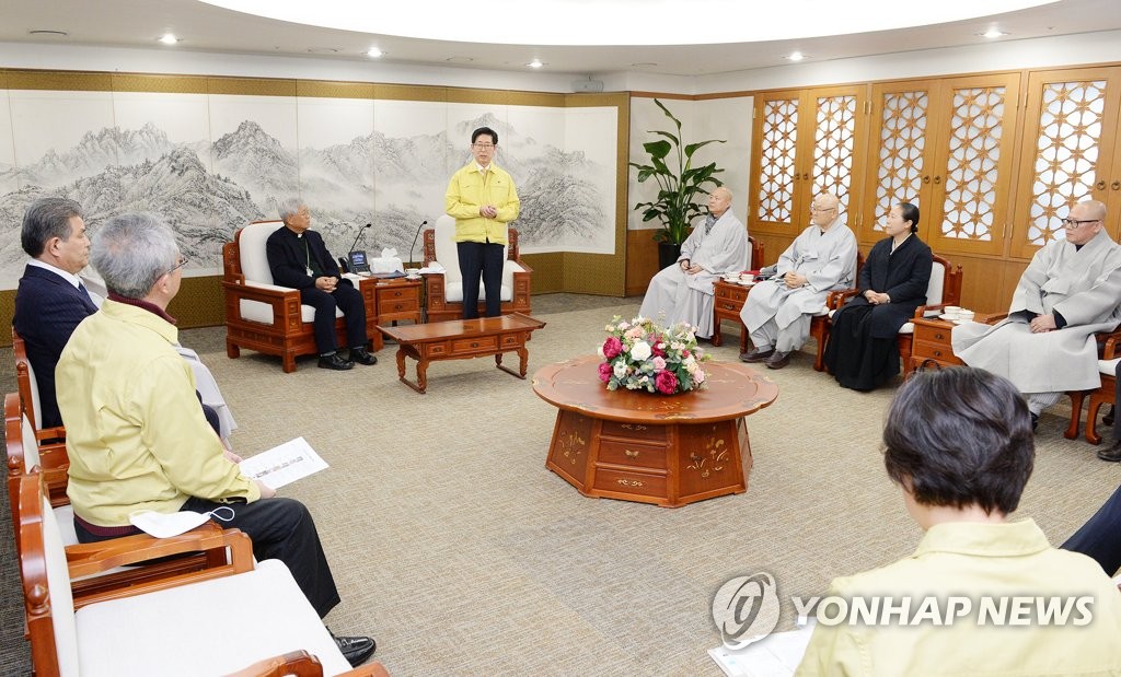 Governor meets religious leaders Governor meets religious leaders