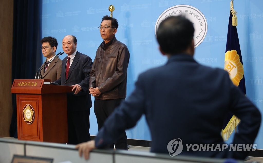 민생당 안병원 전 공관위원장, 해임 관련 기자회견
