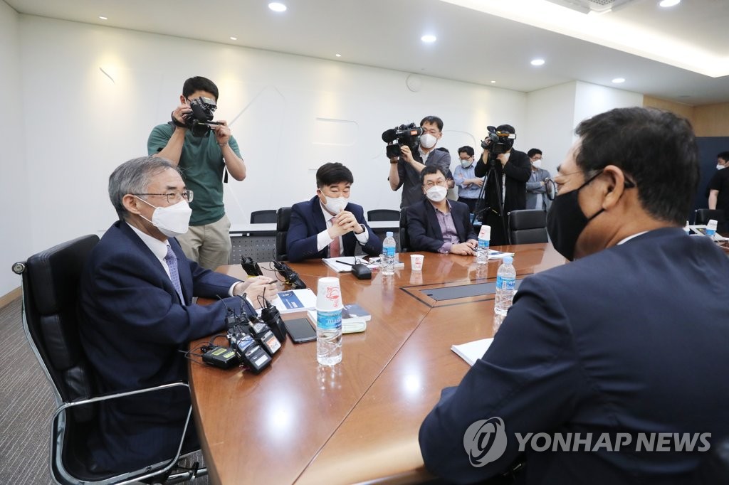 강정호 복귀 가능할까…KBO 상벌위서 논의