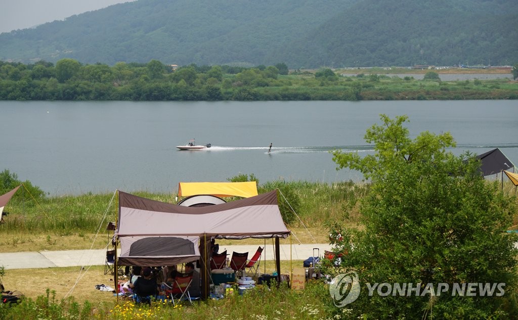 '수상스키와 캠핑'…창원 동읍 본포수변생태공원