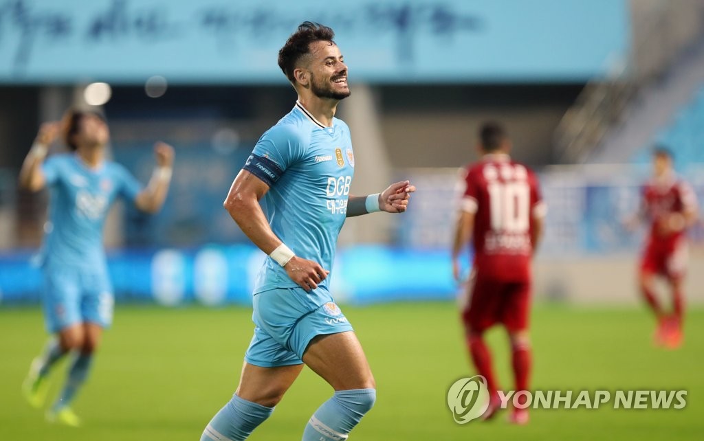 40-40클럽 가입을 앞둔 대구FC 공격수 세징야