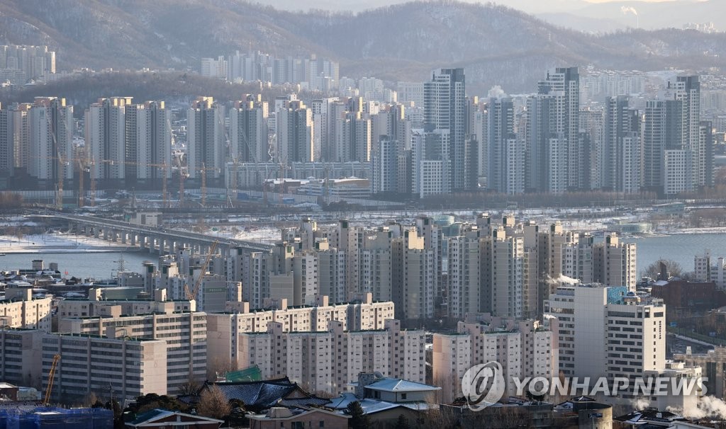 서울 남산에서 바라본 시내 아파트