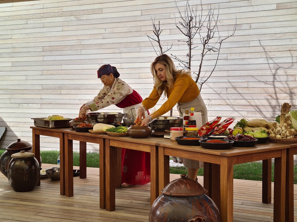Kimchi-making on Turkish TV show Kimchi-making on Turkish TV show