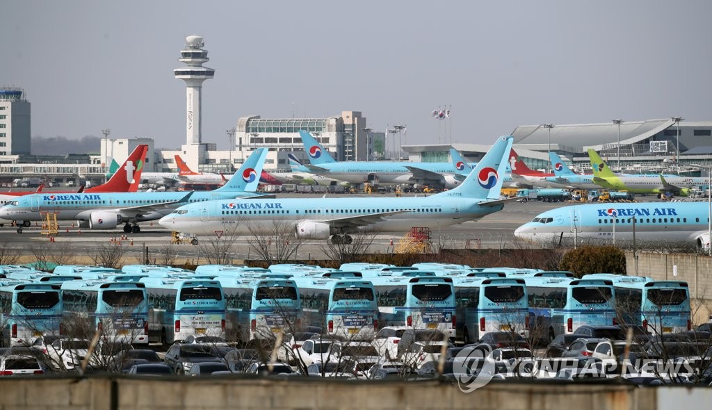 대한항공·아시아나항공, 보잉 777 자발적 운항 중단