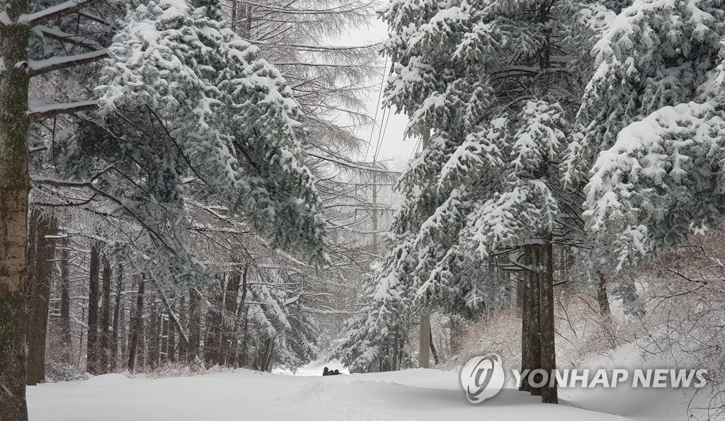 Heavy snow Heavy snow