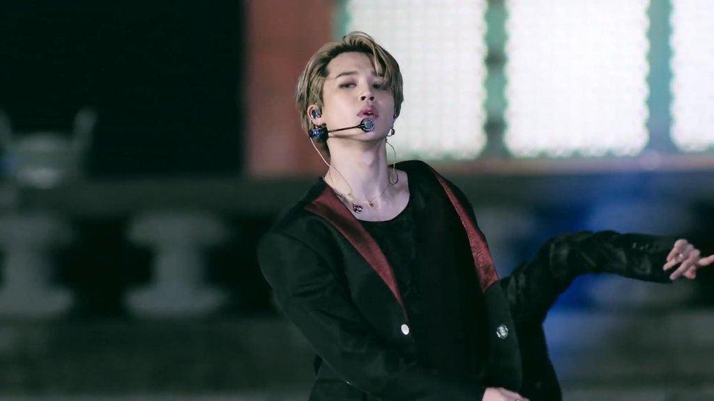 El 'hanbok' utilizado por Jimin de BTS será puesto a subasta El 'hanbok' utilizado por Jimin de BTS será puesto a subasta