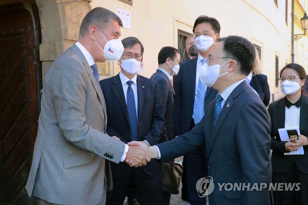 체코 총리 만난 문승욱 장관