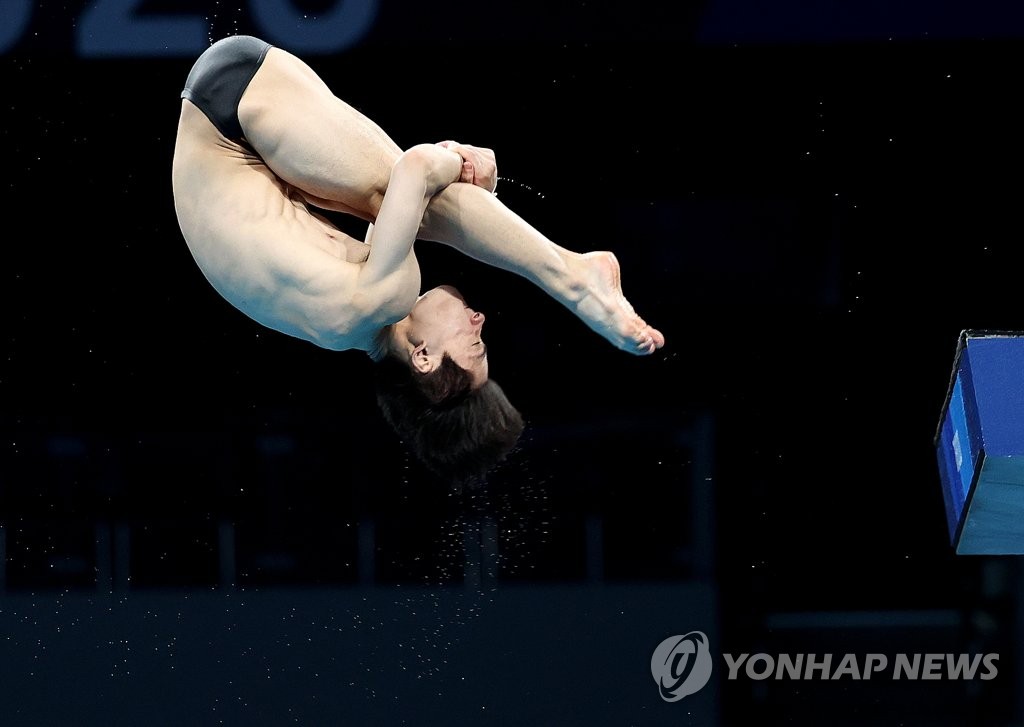[올림픽] 다이빙 훈련 집중하는 김영택