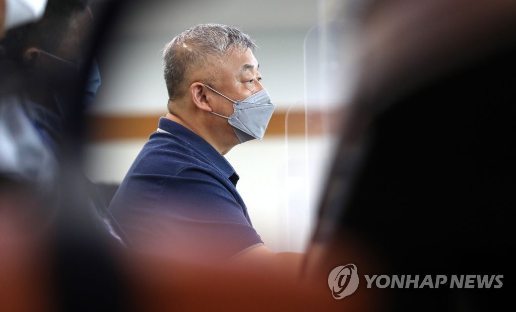 간담회서 발언하는 청소노동자 유족