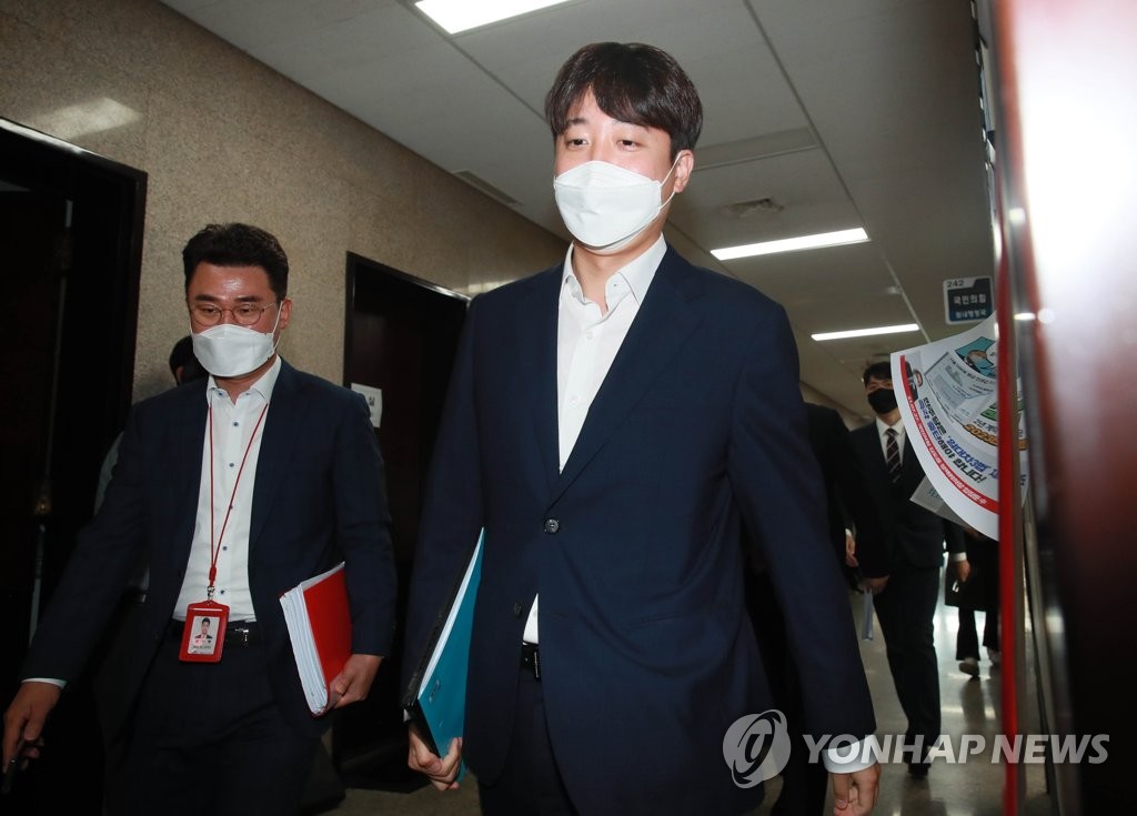 국민의힘 윤석열 경선 후보와 면담 나선 이준석 대표