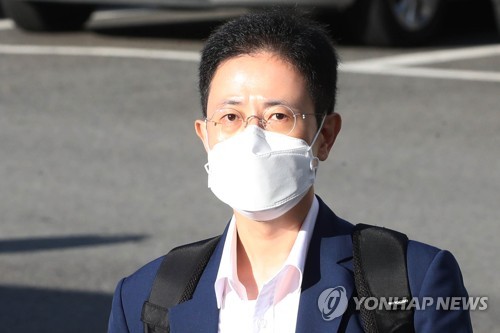 대구고검으로 출근하는 손준성