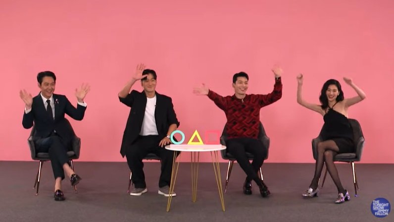 El elenco de 'Squid Game' en 'The Tonight Show Starring Jimmy Fallon' El elenco de 'Squid Game' en 'The Tonight Show Starring Jimmy Fallon'