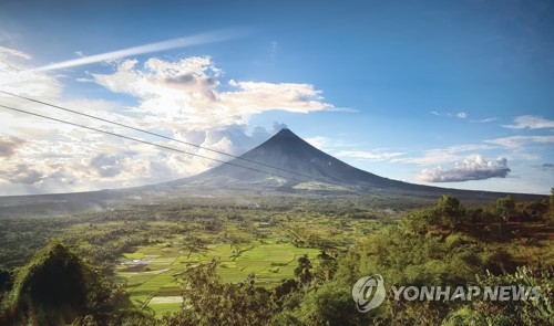 '세계에서 가장 완벽한 원뿔' 마욘산