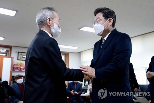어르신들 만난 이재명