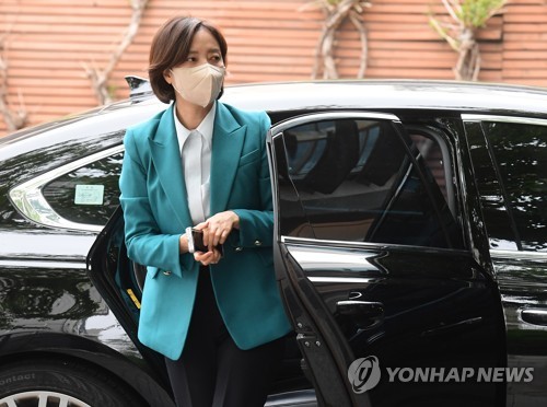 인수위 들어서는 이영 중기부 장관 후보자