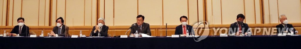 특파원 간담회에 참석한 한일정책협의대표단
