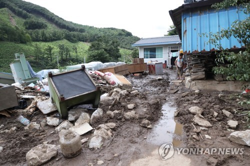 집중호우 산사태가 앗아간 보금자리
