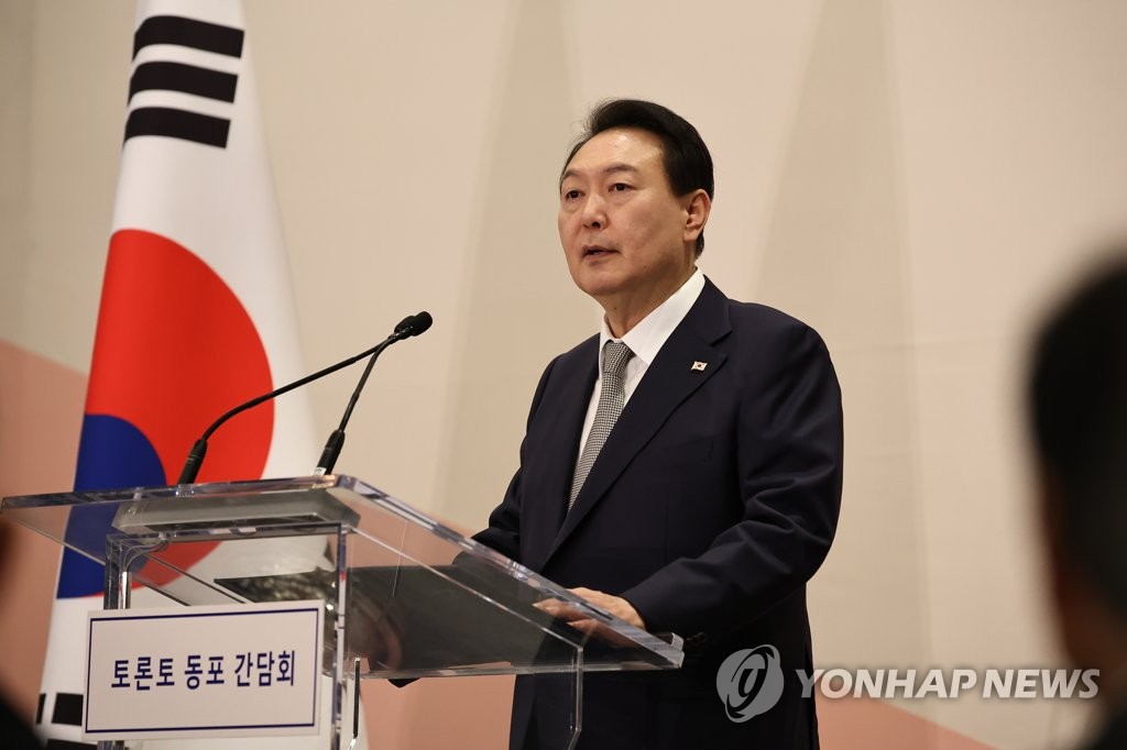 격려사하는 윤석열 대통령