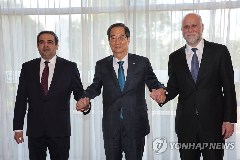 칠레 상원 의장 만나는 한덕수 총리