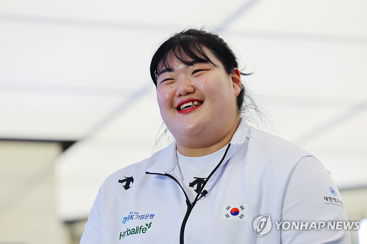 '포스트 장미란' 박혜정의 미소