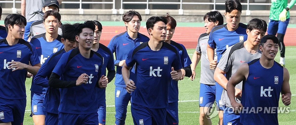 중국전 준비하는 한국 축구