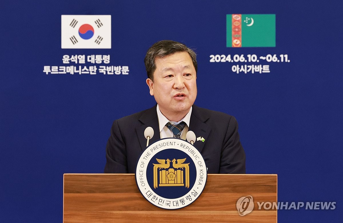 Senior Presidential Secretary for Economic Affairs Park Chun-sup explains about President Yoon Suk Yeol's state visit to Turkmenistan during a press briefing in Ashgabat on June 10, 2024. (local time). (Yonhap)