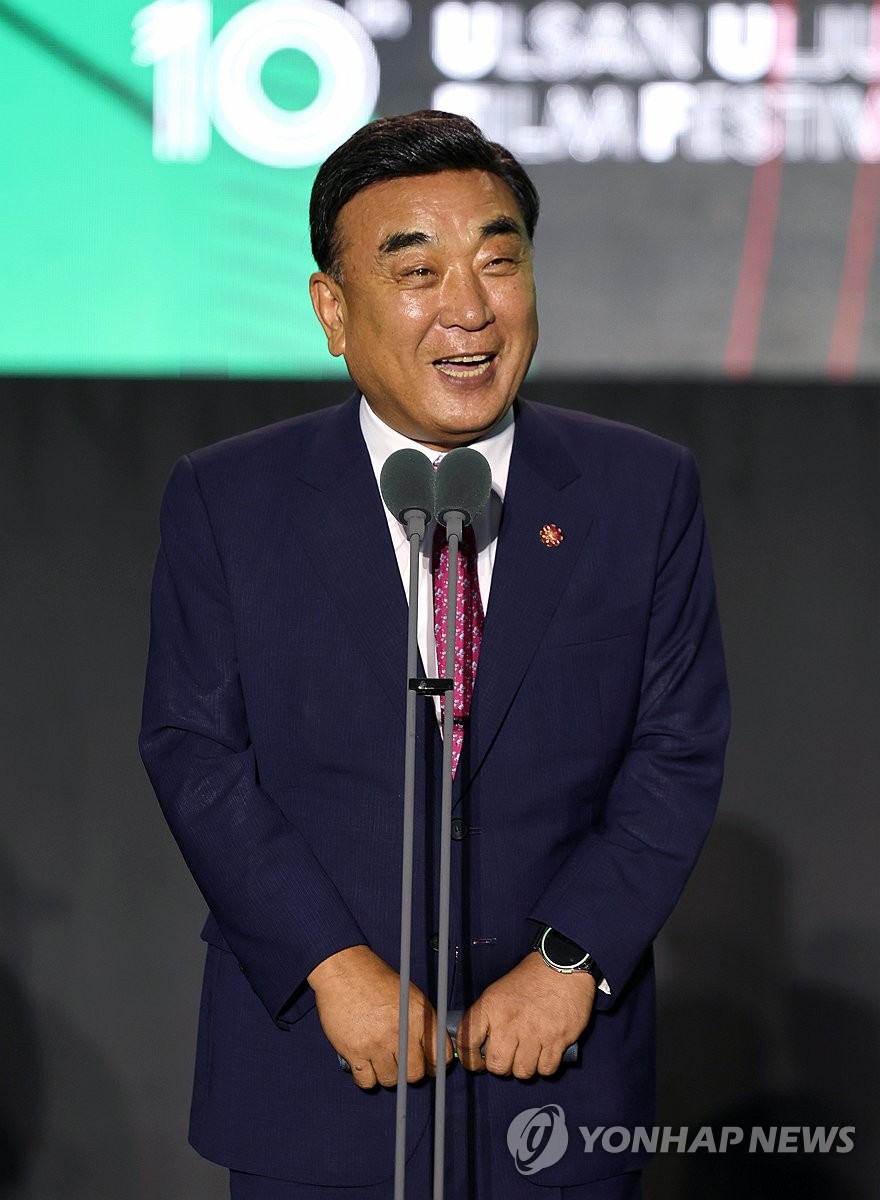 인사말 하는 김두겸 울산시장