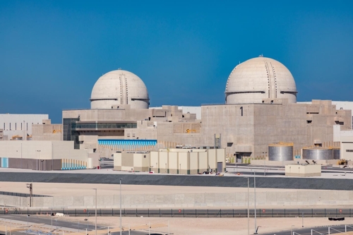 اكتمال عملية تحميل حزم الوقود النووي في محطة براكة في الإمارات
