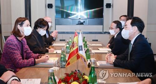 كوريا وإسبانيا تعقدان منتدى أعمال في سيئول - 2
