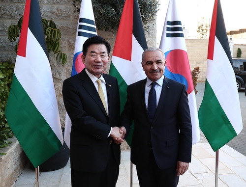 رئيس البرلمان الكوري الجنوبي يلتقي مع رئيس الوزراء الفلسطيني